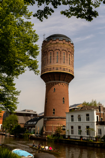 1_0V6A3542